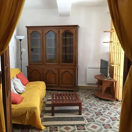 Plein Sud : Jolie Maison Dans Village Pittoresque De L'herault. Tatil Evi *